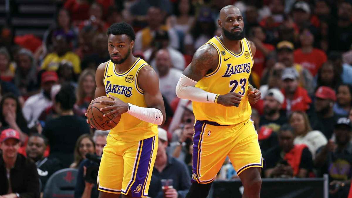 hg网投ESPN记者：湖人队内部人士暗示詹姆斯父子可能一起转投新球队